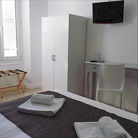 Hotel Danemark 2*