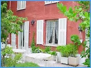 ダネマルク 2* ニース