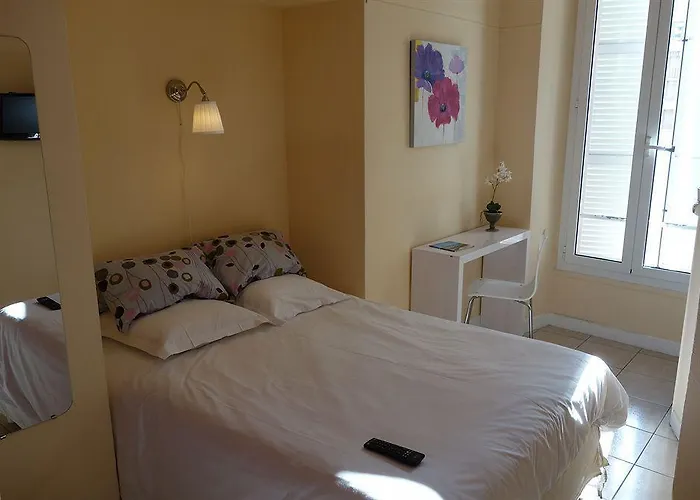 ダネマルク ニース